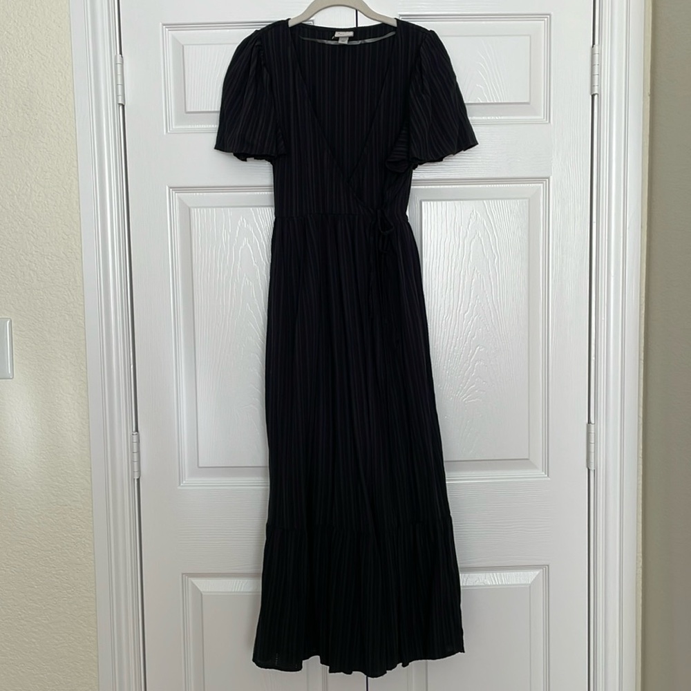 NEW Black dress